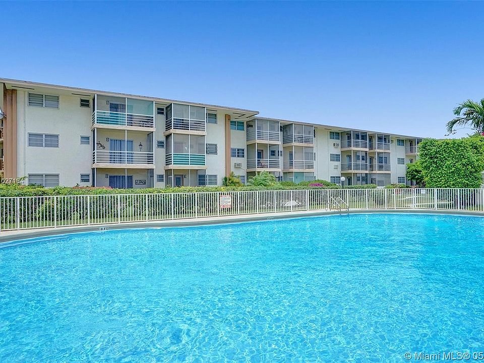 1st image of 16901 NE 13th Ave APT 115