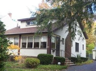 927 Montford Rd, Cleveland Heights, OH 44121