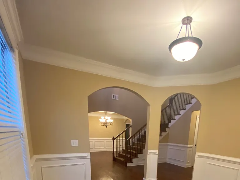 319 Haywood Dr — Photo 22