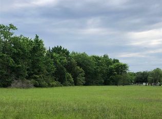 1114 Dayna Ln, Sour Lake, TX 77659