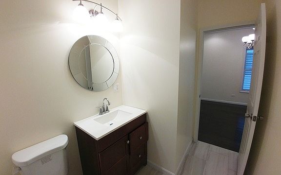 4th image of 3268 W Wabansia Ave