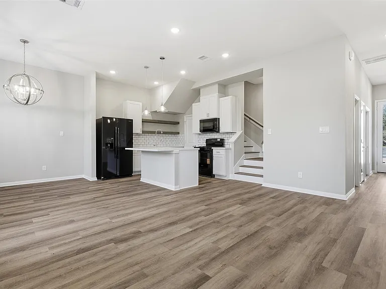 9906 Clark Canyon Ln — Photo 44