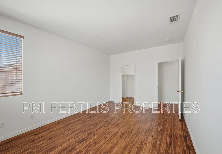 7167 Elsa Ct — Photo 32
