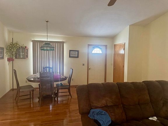 2nd image of 11456 Sherwood Dr