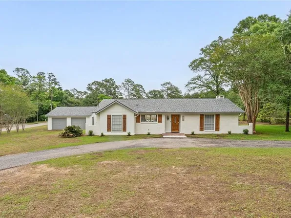 7408 Grissom Dr, Saraland, AL 36571