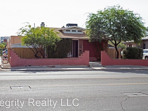2nd image of 1348 N Euclid Ave