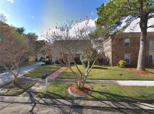 400 Bowler Dr, Harahan, LA 70123