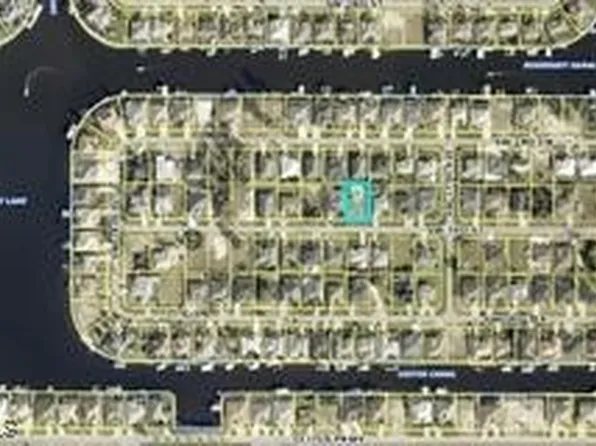 3717 SW 3rd St, Cape Coral, FL 33991