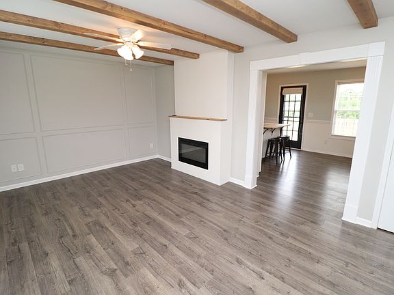 4th image of 1041 Parkers Ridge Dr
