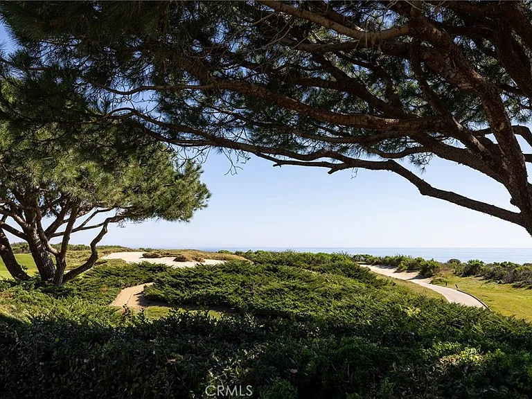 34 Pelican Point Dr — Photo 3