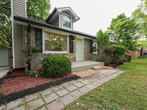5th image of 120 Withers Ave