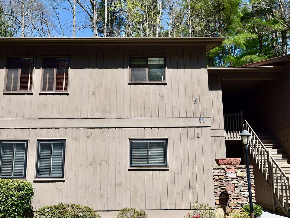 1st image of 49 Lake Dr #1UNITM5
