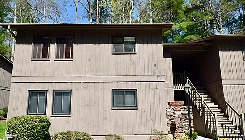 49 Lake Dr Photo 1