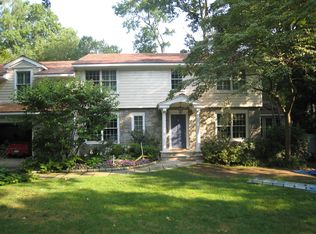 55 Winthrop Dr, Riverside, CT 06878