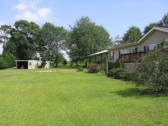Awesome front yard!