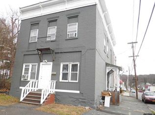 856 4th Ave, Troy, NY 12182