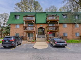 1930 Tall Oaks Dr APT 1A, Aurora, IL 60505