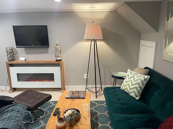 5th image of 3830 Warren St NW #2