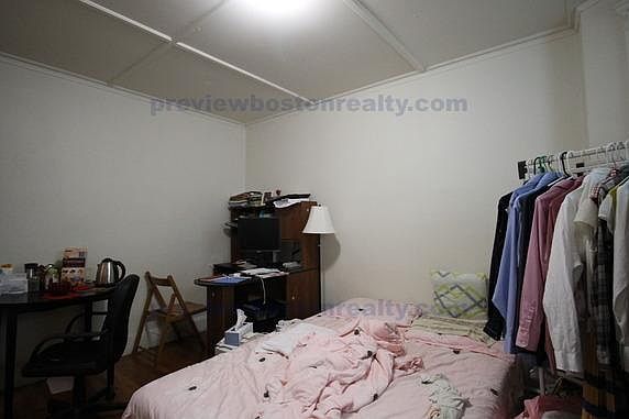 2nd image of 1179 Boylston St #A19
