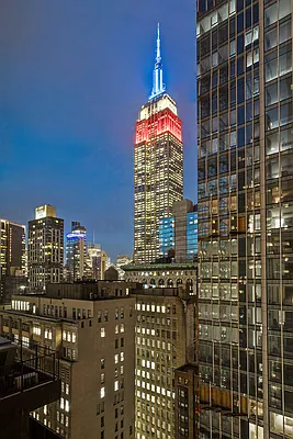 Sold by Compass | media 9