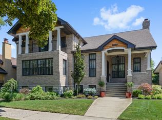 6849 N Keeler Ave, Lincolnwood, IL 60712
