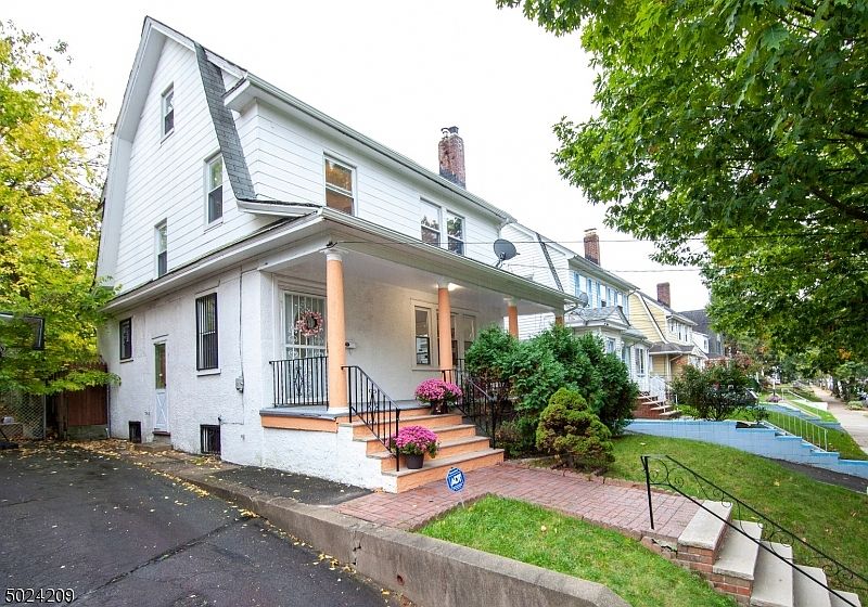 1st image of 279-281 Highland Ave