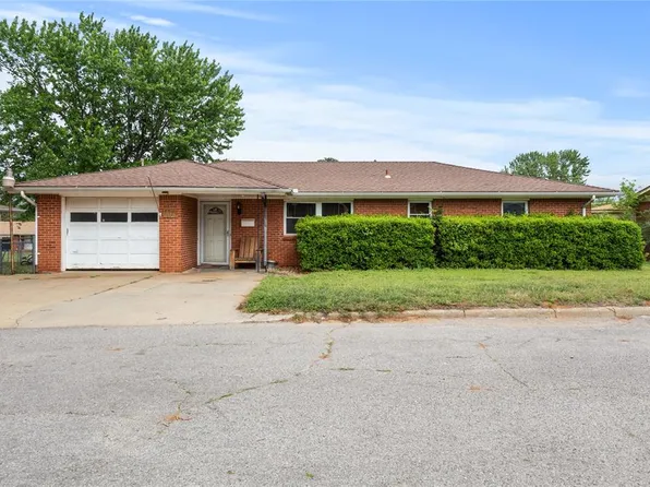 1010 Randall Rd, Weatherford, OK 73096