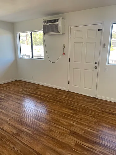 1239 E Lexington Dr #3 Photo 1