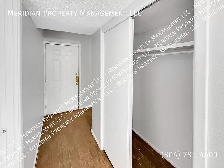 1712 Elkhart Ave #C — Photo 11
