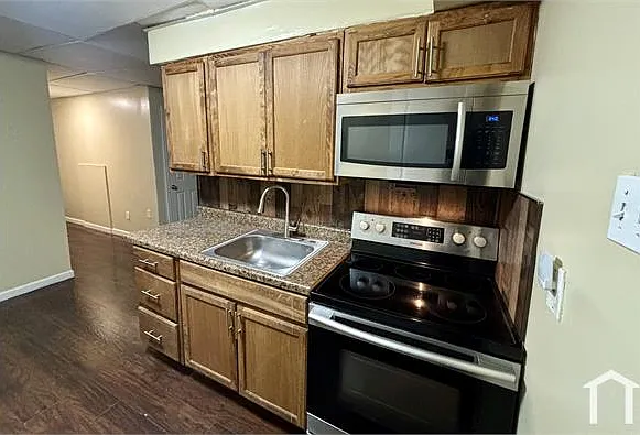 1 bed, 800 sqft, $1,500 — Photo 4