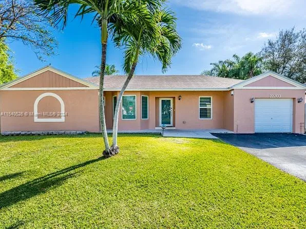22203 SW 99th Ct, Cutler Bay, FL 33190