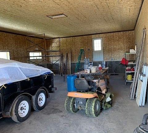 3rd image of 44 Tumbleweed Dr