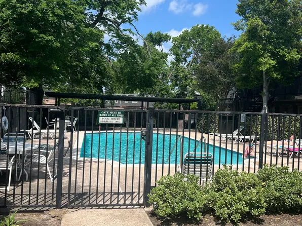 8941 Gaylord Dr #205, Houston, TX 77024