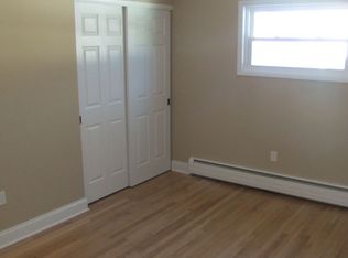 1121 Apple Dr, Mechanicsburg, PA 17055