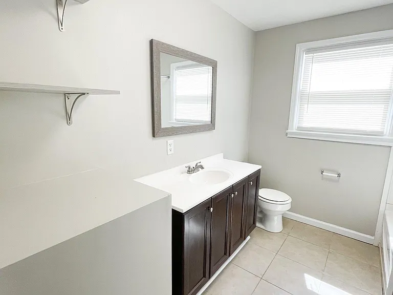 406 S Texas Ave — Photo 17