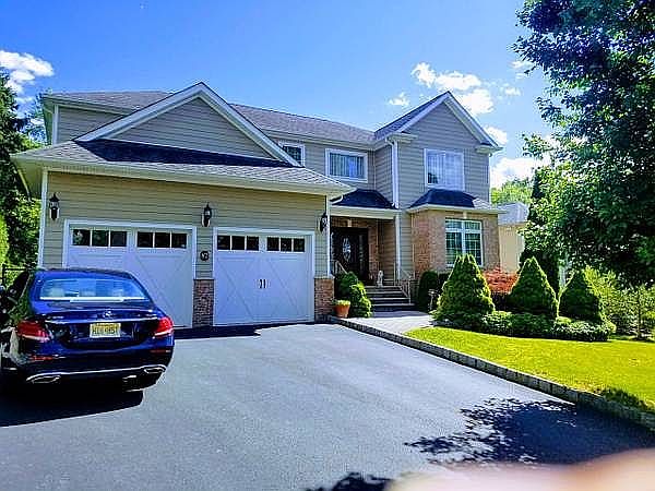 1st image of 87 Linden Ave