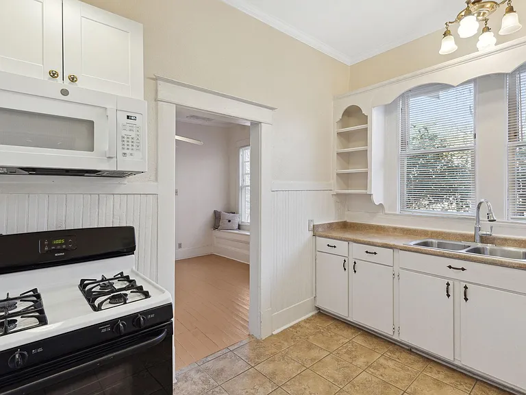 600 S Glasgow Dr — Photo 35