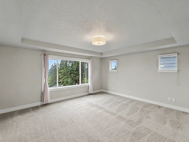 17555 SW Sunview Ln — Photo 13