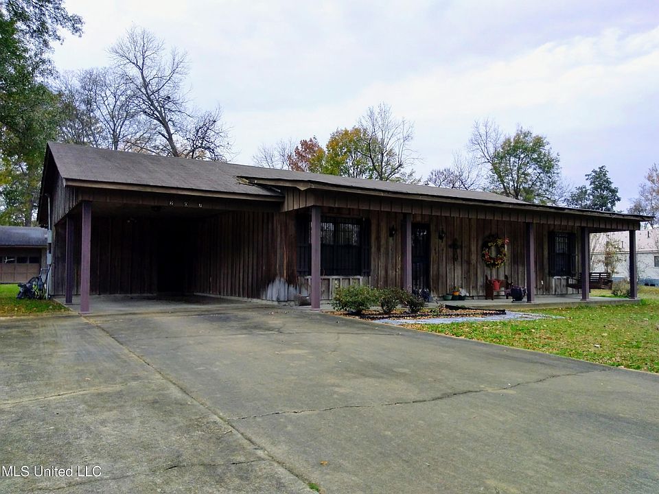1st image of 207 N Fulton St