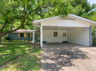 605 N West St, Morrilton, AR 72110