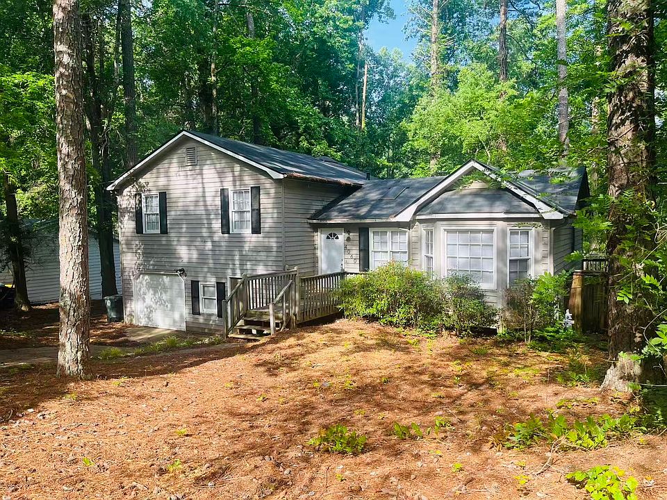 1st image of 4060 Woodland Dr NW