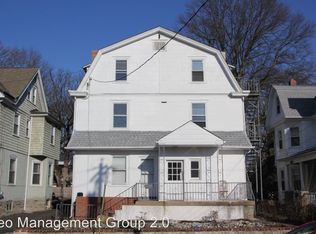 410 Cottman St APT 3C, Jenkintown, PA