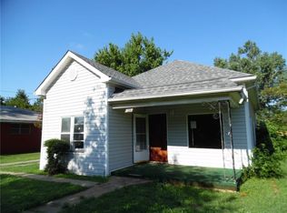 802 S Mitchell Ave, El Reno, OK 73036