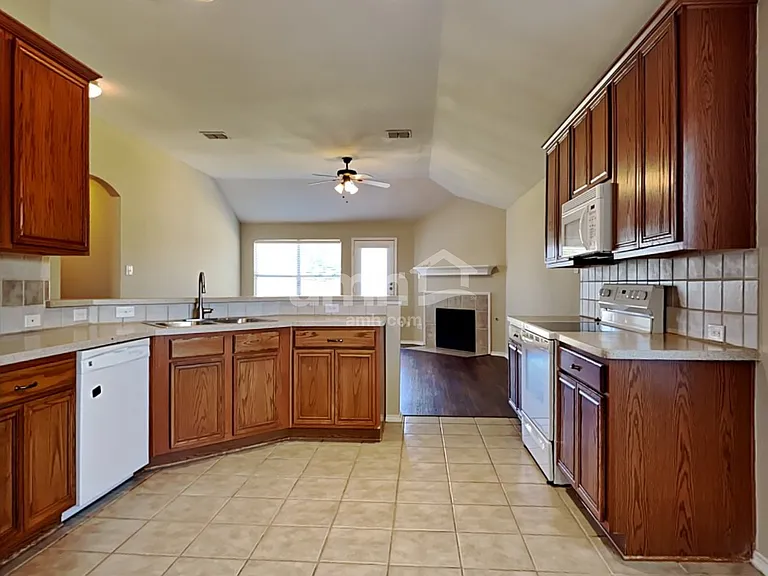 14149 Filly St — Photo 3