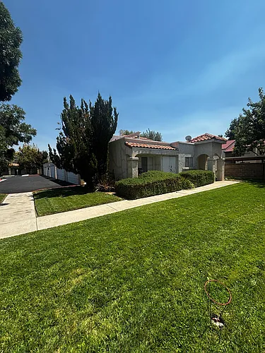 2818 W Avenue K8 Photo 1