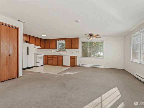 5th image of 12240 14th Avenue S