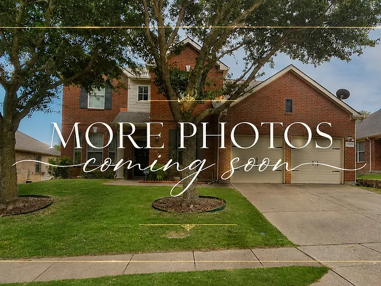 7805 Shasta Dr — Photo 2