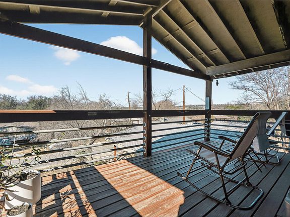 5th image of 2401 De Soto Dr