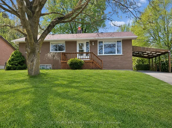 6 Orange St, Orangeville, ON L9W 2K4