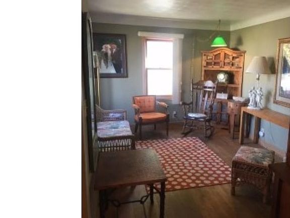 5th image of 131 W Warburton St